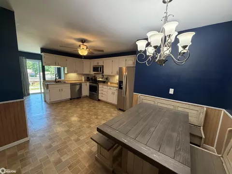 Kitchen - 409 S 15th St, Centerville, IA 52544 photo 4 of 4