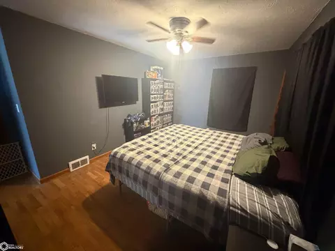 Bedroom - 409 S 15th St, Centerville, IA 52544 photo 1 of 2