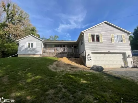 1200 E Maple St, Centerville, IA 52544