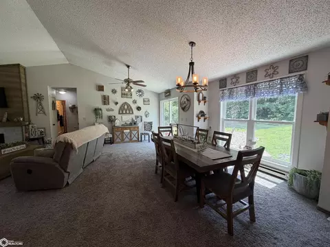 Dining - 1200 E Maple St, Centerville, IA 52544 photo 2 of 3