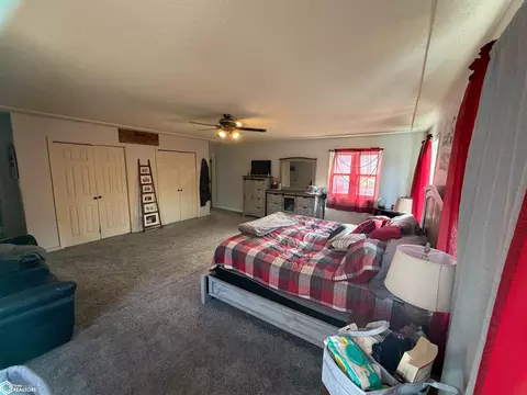 Bedroom - 1200 E Maple St, Centerville, IA 52544 photo 1 of 7