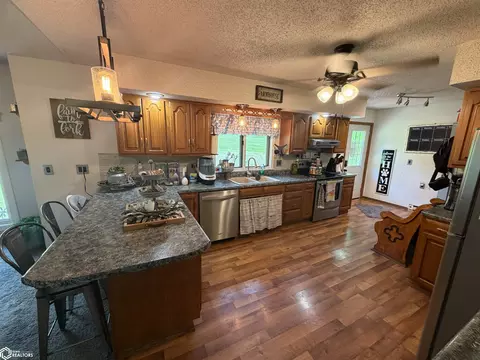 Kitchen - 1200 E Maple St, Centerville, IA 52544 photo 3 of 5