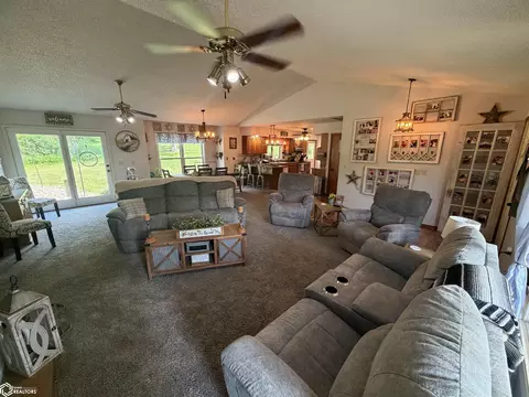 Living - 1200 E Maple St, Centerville, IA 52544 photo 3 of 4