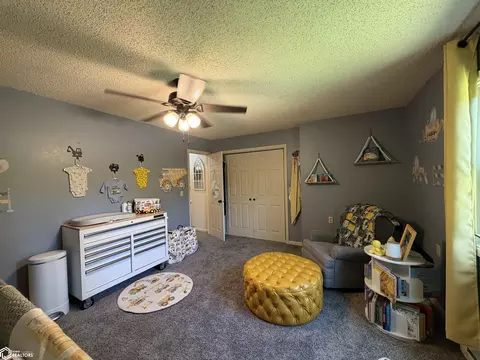Bedroom - 1200 E Maple St, Centerville, IA 52544 photo 4 of 5