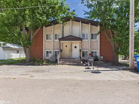 18 S 5th St, Albia, IA 52531