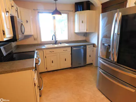 Kitchen - 2502 S Main Loop, Denison, IA 51442 photo 1 of 2