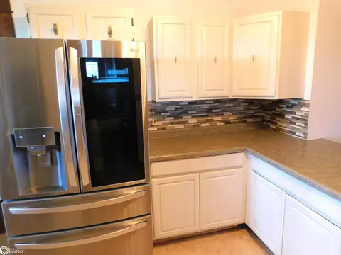 Kitchen - 2502 S Main Loop, Denison, IA 51442 photo 2 of 2