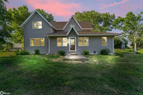 60371 190th St, Nevada, IA 50201