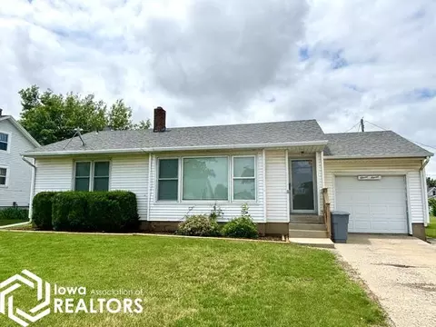 1111 S Center St, Marshalltown, IA 50158