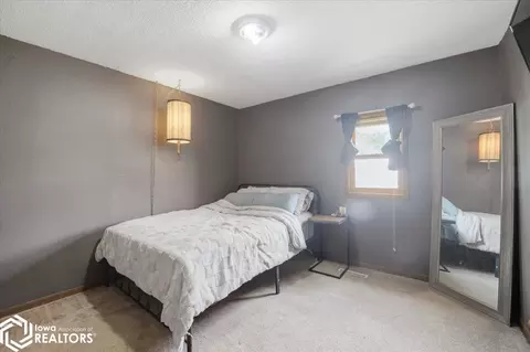 Bedroom - 1902 12th St, Eldora, IA 50627 photo 1 of 3