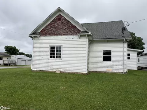 210 S Maple, Cincinnati, IA 52549