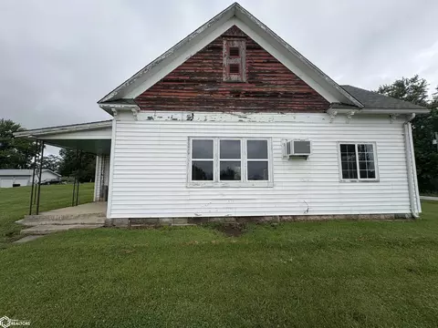 Exterior - 210 S Maple, Cincinnati, IA 52549 photo 6 of 8