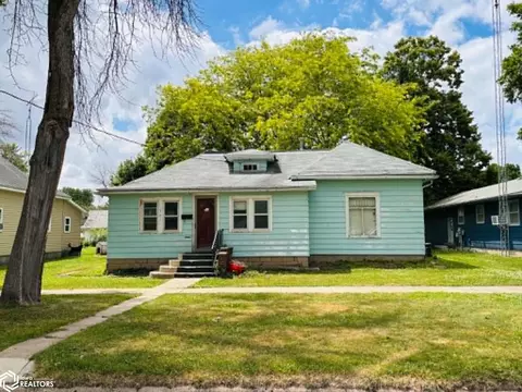 307 S Woodlawn Ave, Lake City, IA 51449