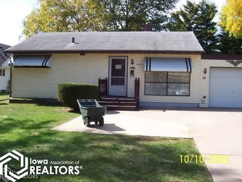 1413 Hagemann Ave, Burlington, IA 52601