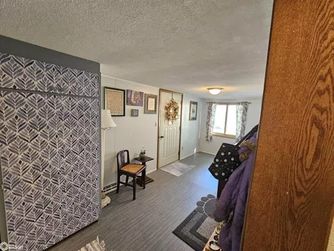 Entry Way - 205 W Ely St, Greene, IA 50636 photo 1 of 2