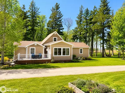 20319 490th St, Lake Mills, IA 50450