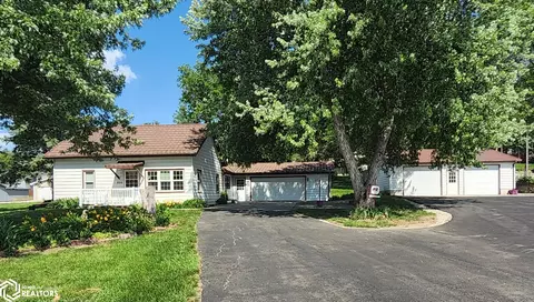 805 N Walnut St N, Avoca, IA 51521