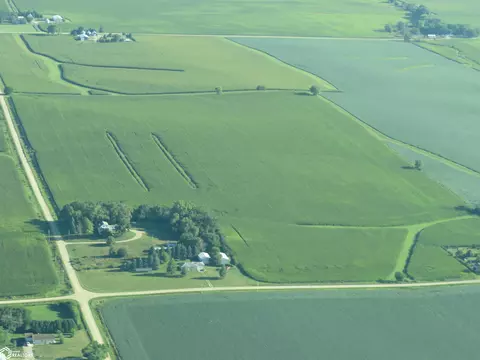 00 S Ave And 110th, Stout, IA 50660