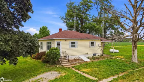 2753 260th St, New London, IA 52645