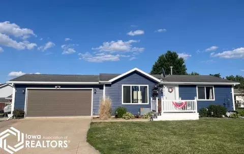 1016 S Shamrock Cir, Mount Pleasant, IA 52641