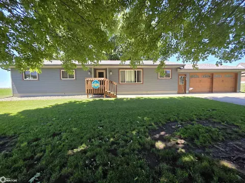 202 Evergreen Ln, Williams, IA 50271