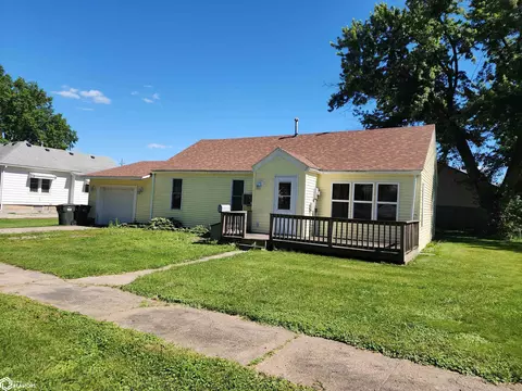 412 E State St, Corydon, IA 50060