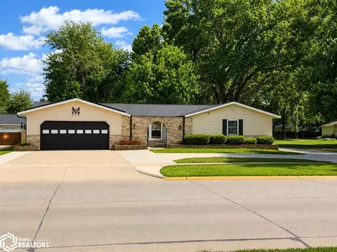 2714 Avenue A, Fort Madison, IA 52627