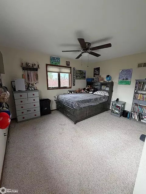 Bedroom - 1182 Nettle Ave, Hampton, IA 50441 photo 3 of 5