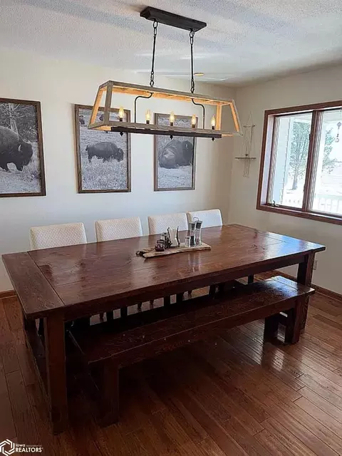 Dining - 1182 Nettle Ave, Hampton, IA 50441 photo 1 of 2