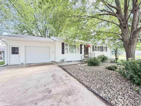 Exterior - 20 Shar Denn Dr, Hampton, IA 50441 photo 2 of 8