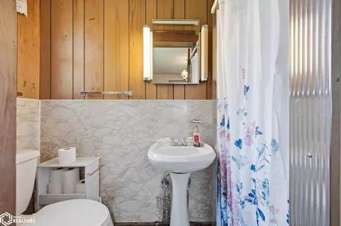 Bath - 563 S Maple St, Avoca, IA 51521 photo 1 of 4