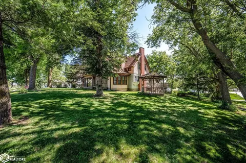 Exterior - 563 S Maple St, Avoca, IA 51521 photo 10 of 10