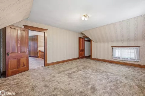Bedroom - 563 S Maple St, Avoca, IA 51521 photo 3 of 5