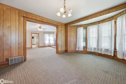 Living - 563 S Maple St, Avoca, IA 51521 photo 2 of 8