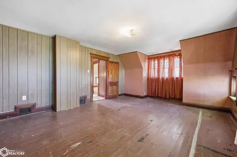 Bedroom - 563 S Maple St, Avoca, IA 51521 photo 5 of 5
