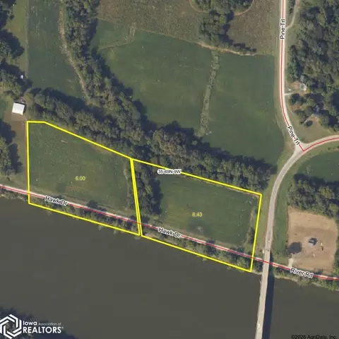 21322 Hawk Dr, Keosauqua, IA 52565