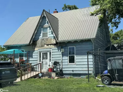 24475 455th Ln, Chariton, IA 50049