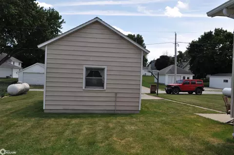 Exterior - 313 Main St, Breda, IA 51436 photo 8 of 9