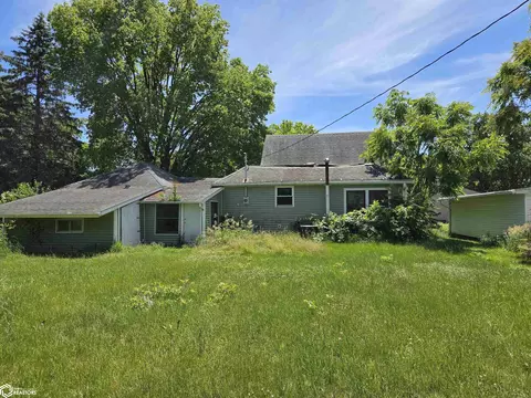 907 Ross Ave, Stratford, IA 50249