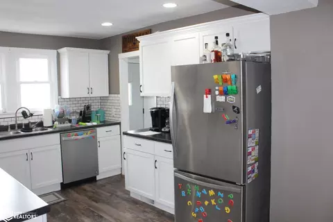 Kitchen - 1005 State St, Garner, IA 50438 photo 2 of 3