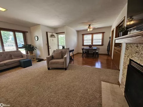 Living - 1827 Crestview Dr, Carroll, IA 51401 photo 4 of 4
