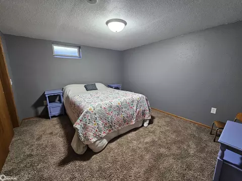 Bedroom - 1827 Crestview Dr, Carroll, IA 51401 photo 7 of 8