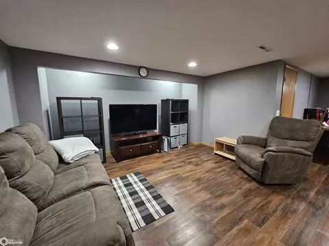 Other - 1827 Crestview Dr, Carroll, IA 51401 photo 1 of 4