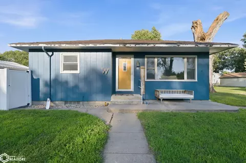 48 Park St, Griswold, IA 51535