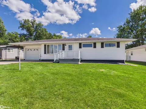322 Mahaska St, Agency, IA 52530