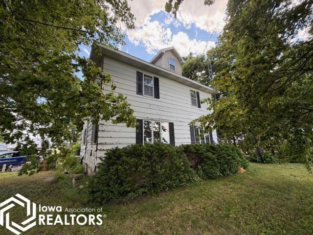1030 250th St, Britt, IA 50423