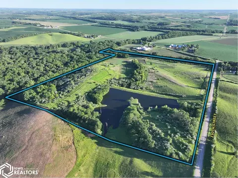 230 Th St, Victor, IA 52347