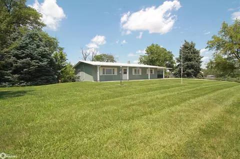 2707 205th St, Clarinda, IA 51632