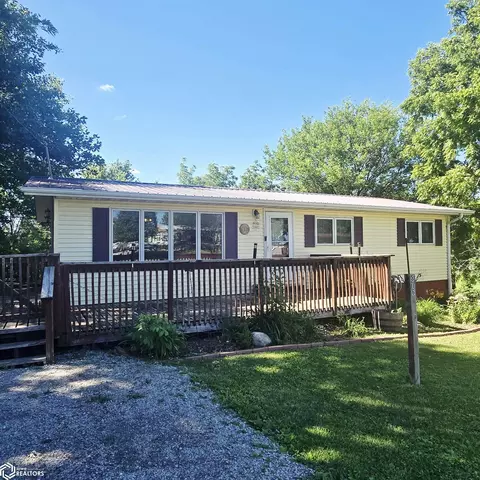 816 Oskaloosa Rd, Beacon, IA 52534