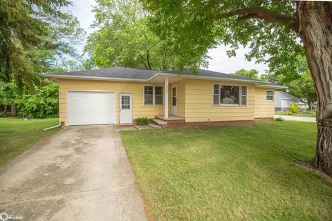 247 Ripley St NW, Titonka, IA 50480